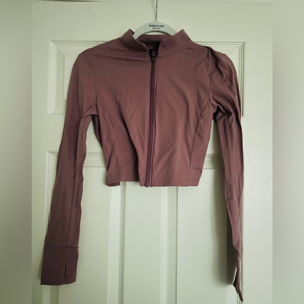 Balance Athletica Cropped Zip | Color: Dirty Pink | Size: M |